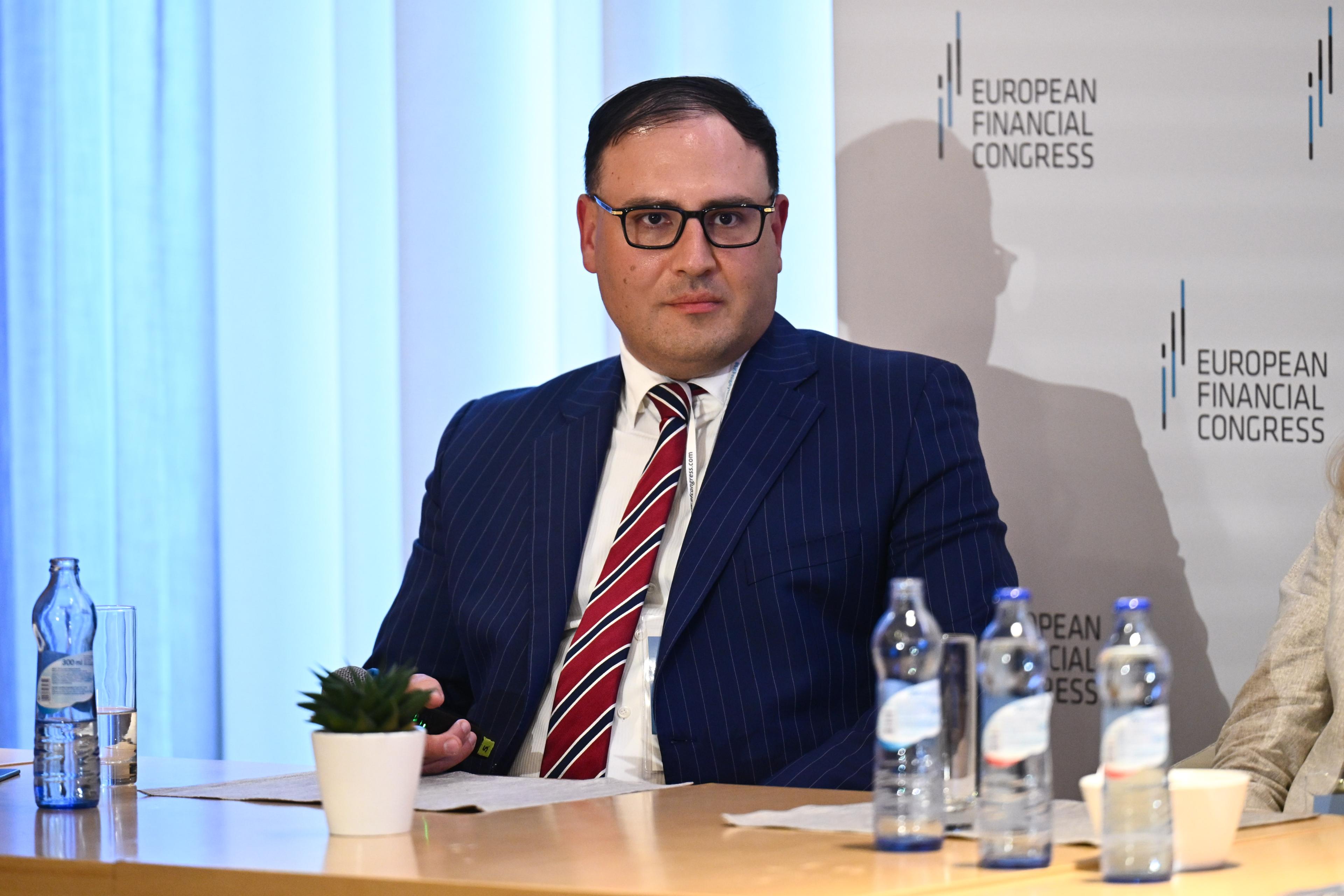 Łukasz Machalski wziął udział w panelu podczas EKF o obowiązkach informacyjnych banków w świetle prawa unijnego_1