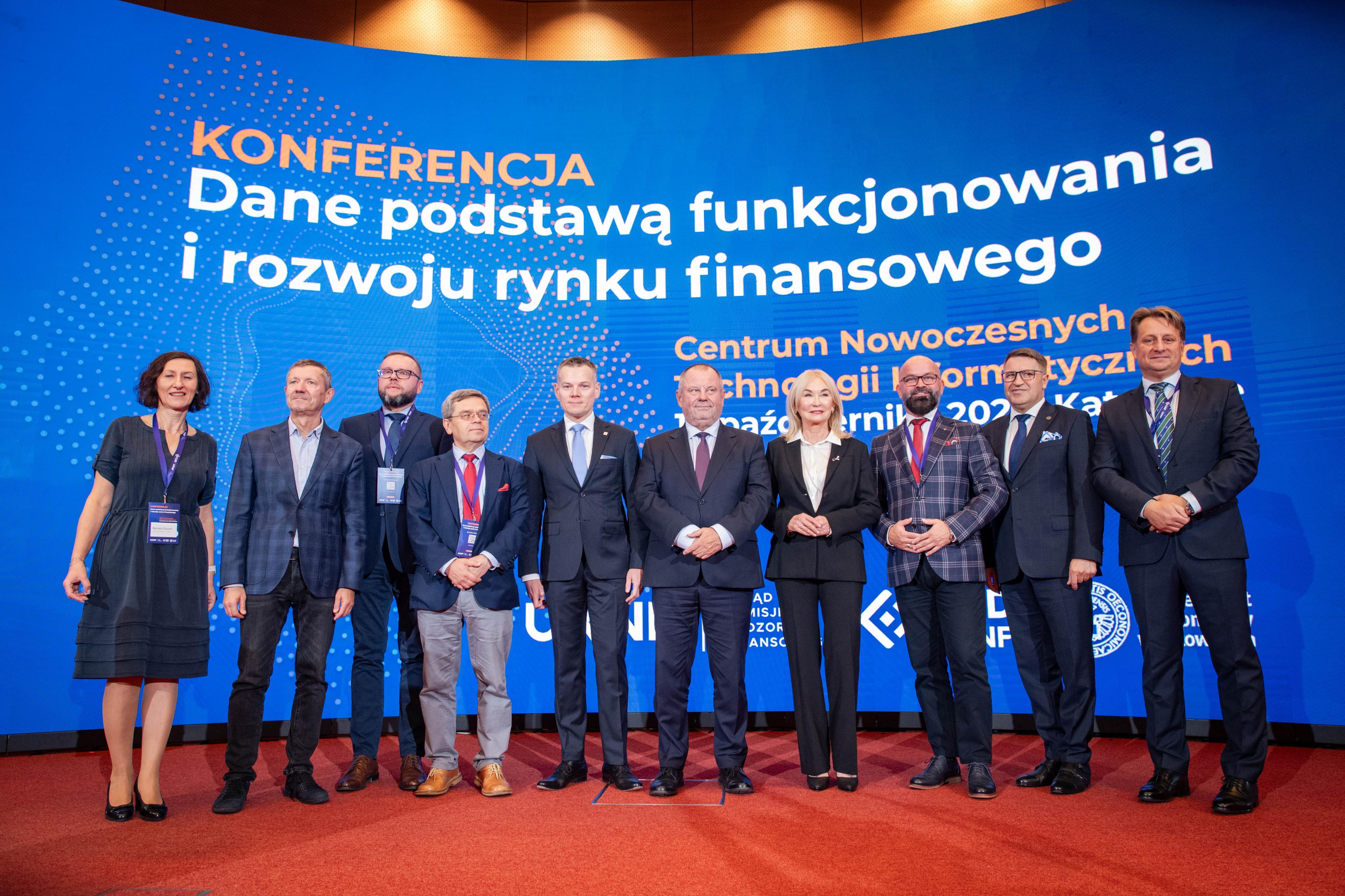 Photo of conference participants
