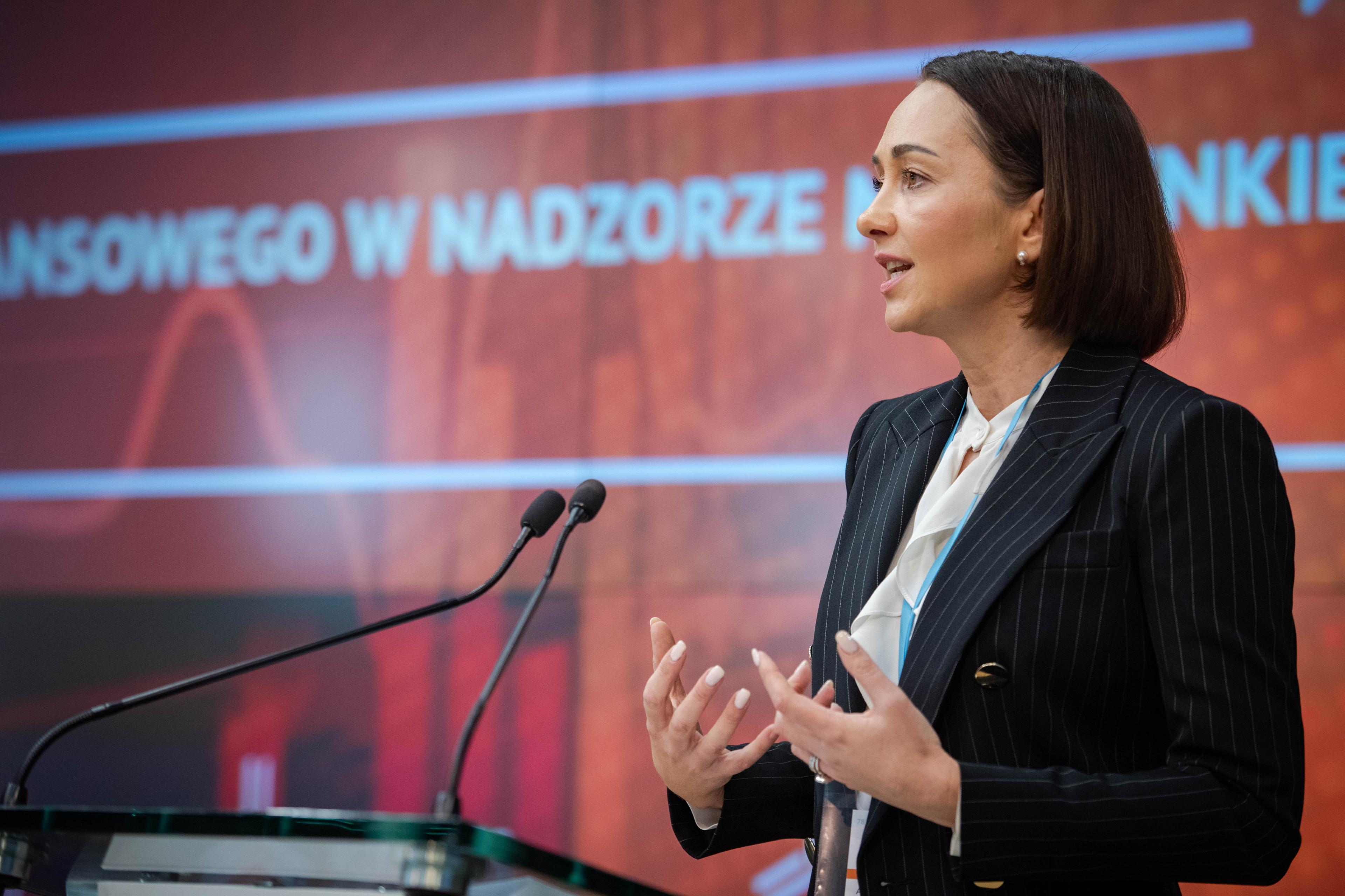 Agnieszka_Beata_Kowalska_wystapila_podczas_Kongresu_ConsumerFinance.jpg