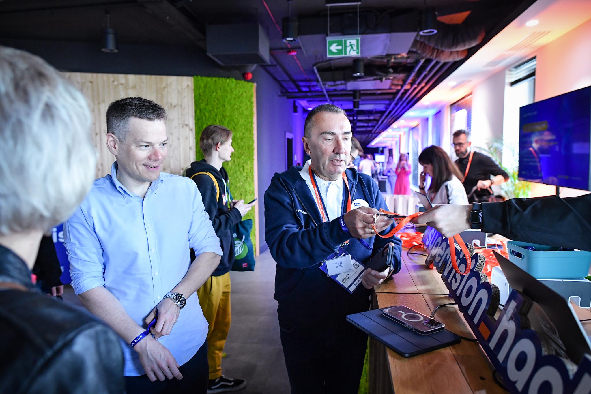 Jacek_Jastrzebski_i_Zbigniew_Wilinski_podczas_II_edycji_Supervision_Hack