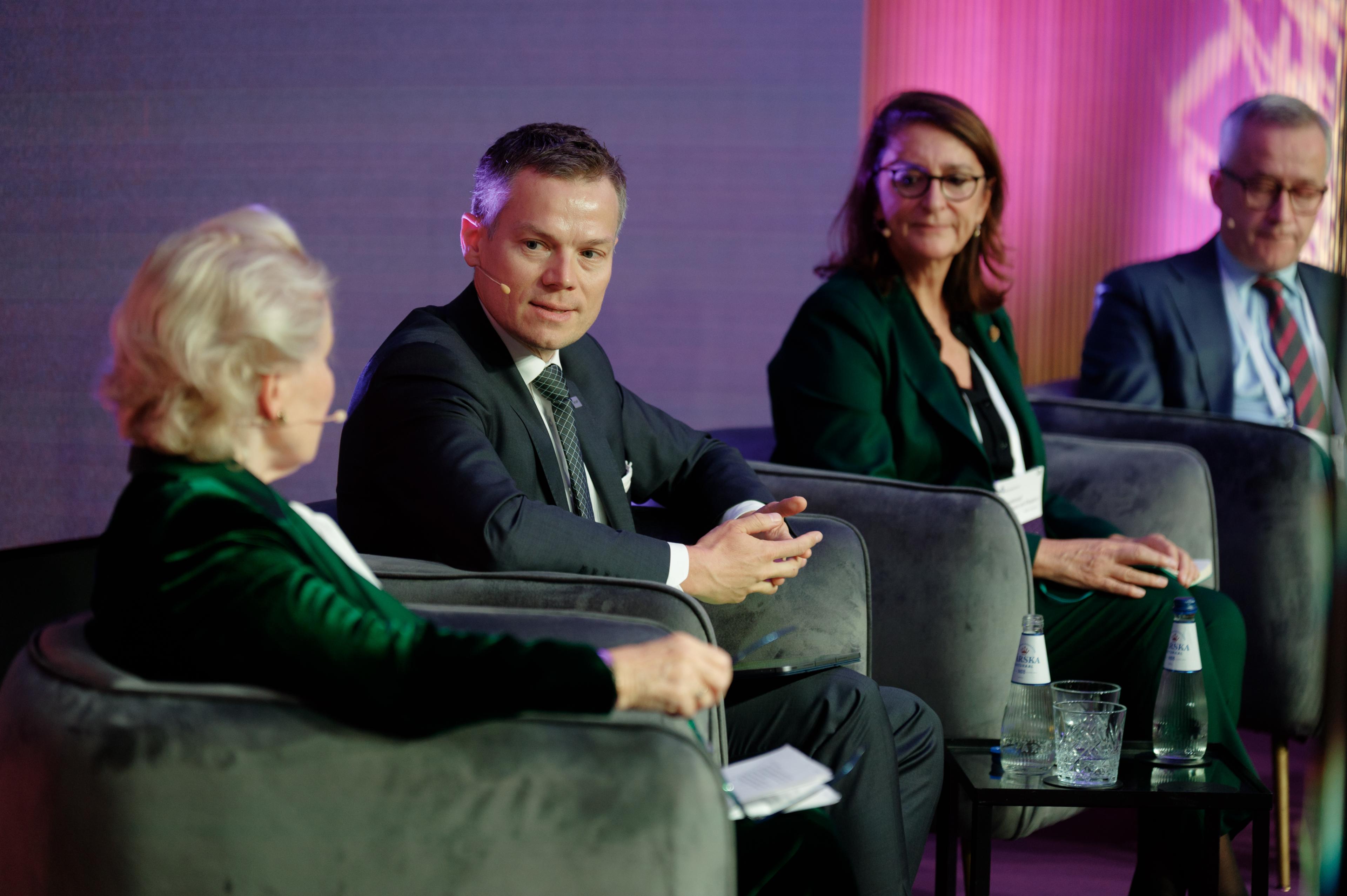 Jacek Jastrzębski wystąpił w panelu podczas międzynarodowej konferencji estońskiego nadzoru - 6