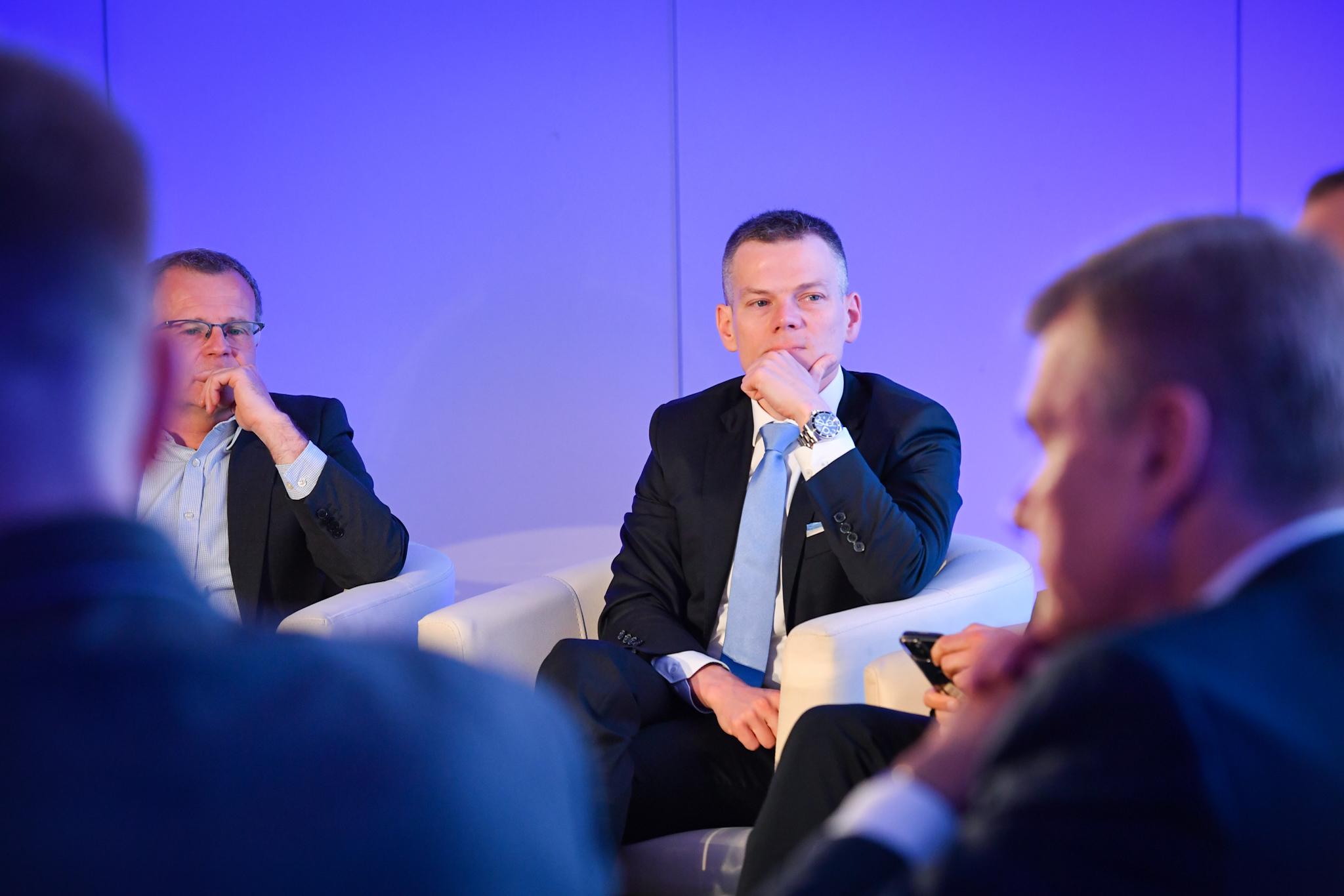 Jacek_Jastrzebski_wzial_udzial_w_panelu_na_XVII_Forum-Funduszy_IZFiA