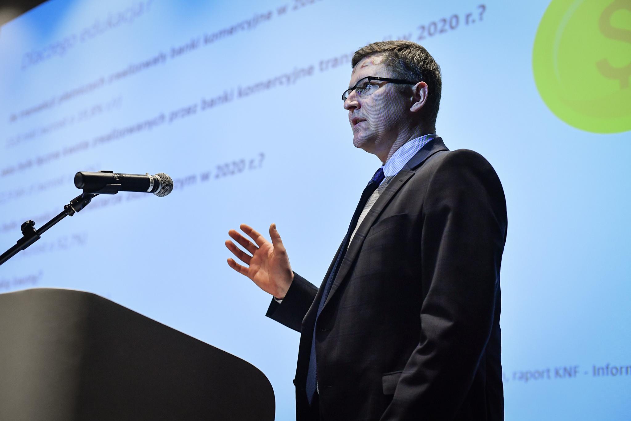 Kamil_Mroczka_na_wspolnej_konferencji-UKNF_WPiA-UW_oraz_FinTech_Poland