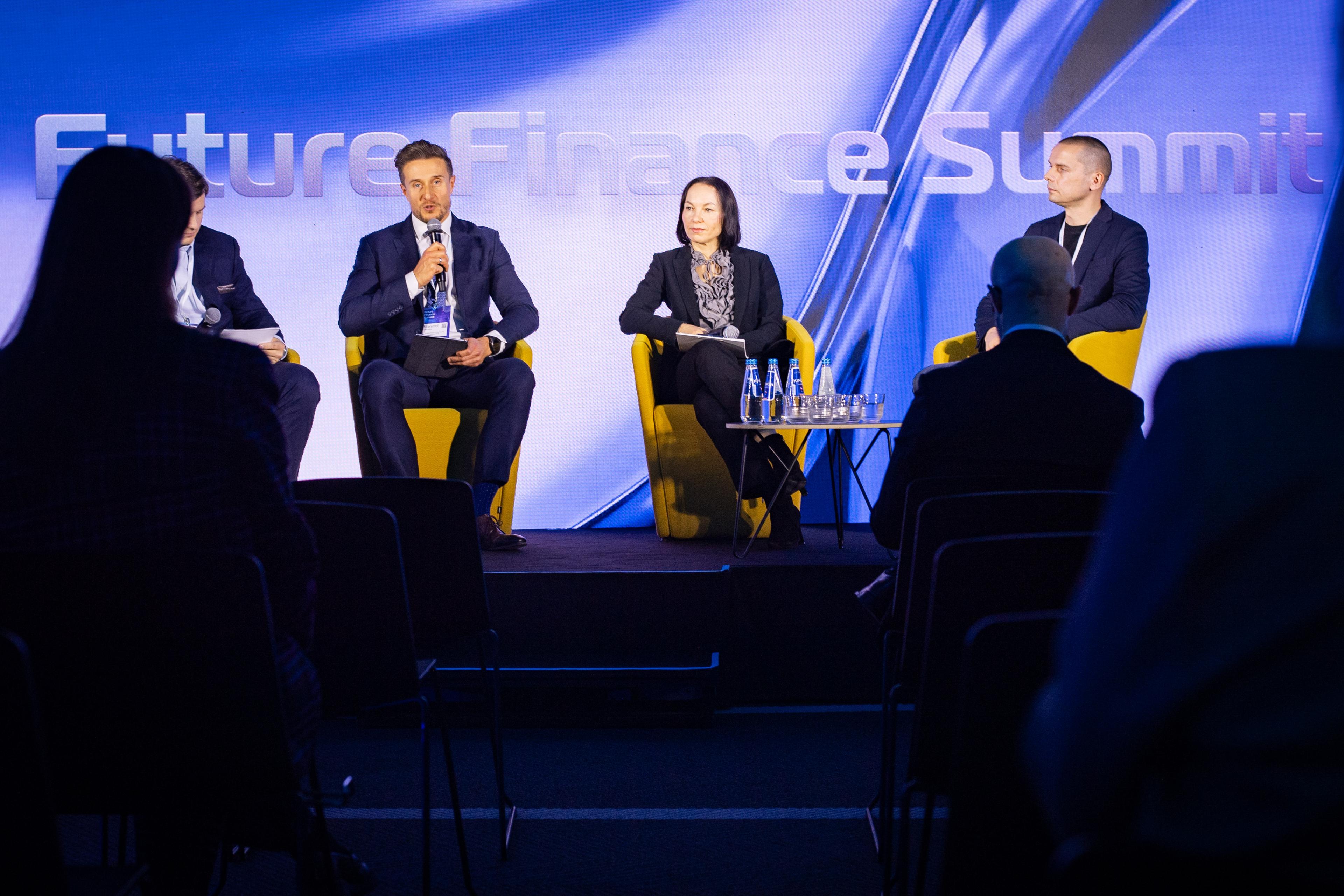Krzysztof Dąbrowski podczas - Future Finance Summit