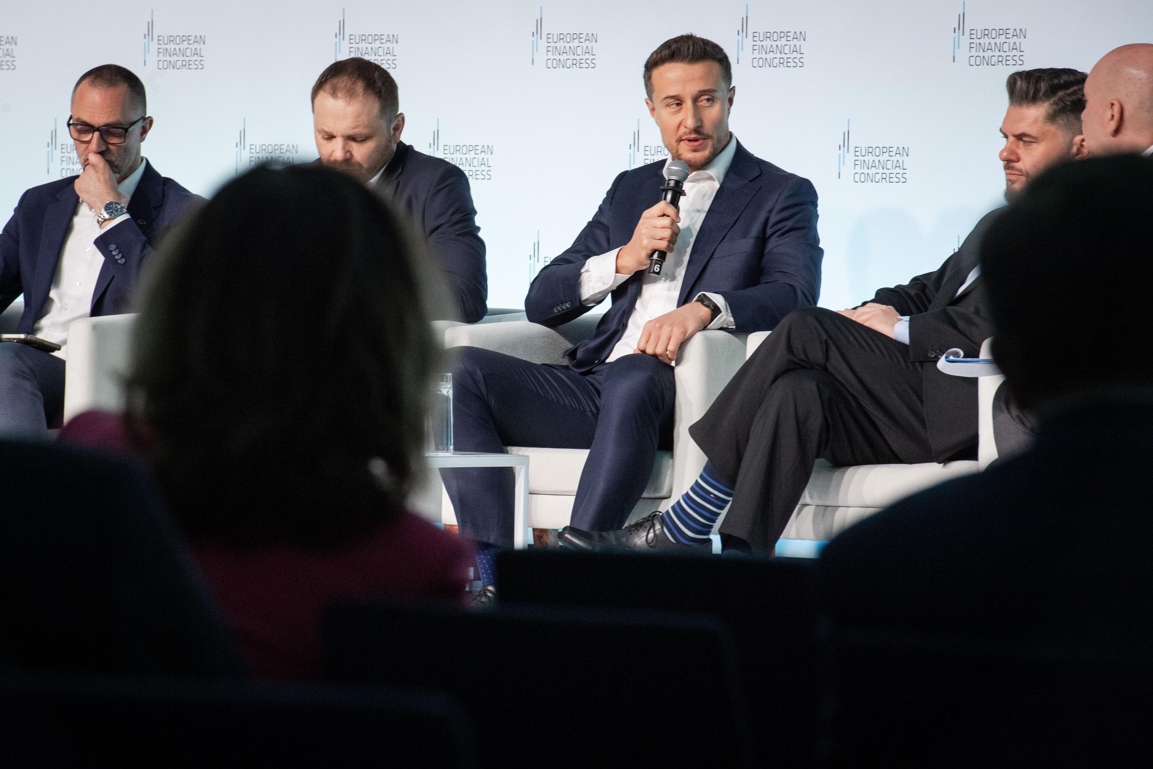 Krzysztof Dąbrowski na EKF w panelu o odporności sektora finansowego - 5