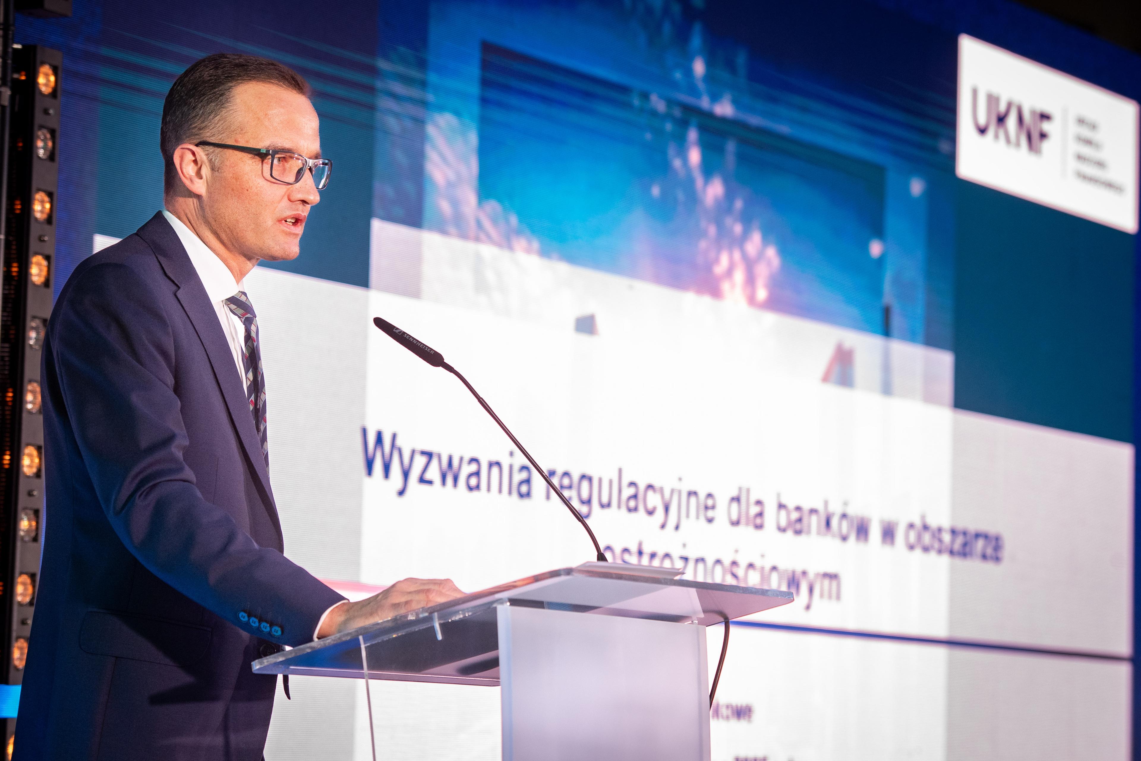 Marcin Mikołajczyk podczas Forum Bankowego organizowanego przez Związek Banków Polskich