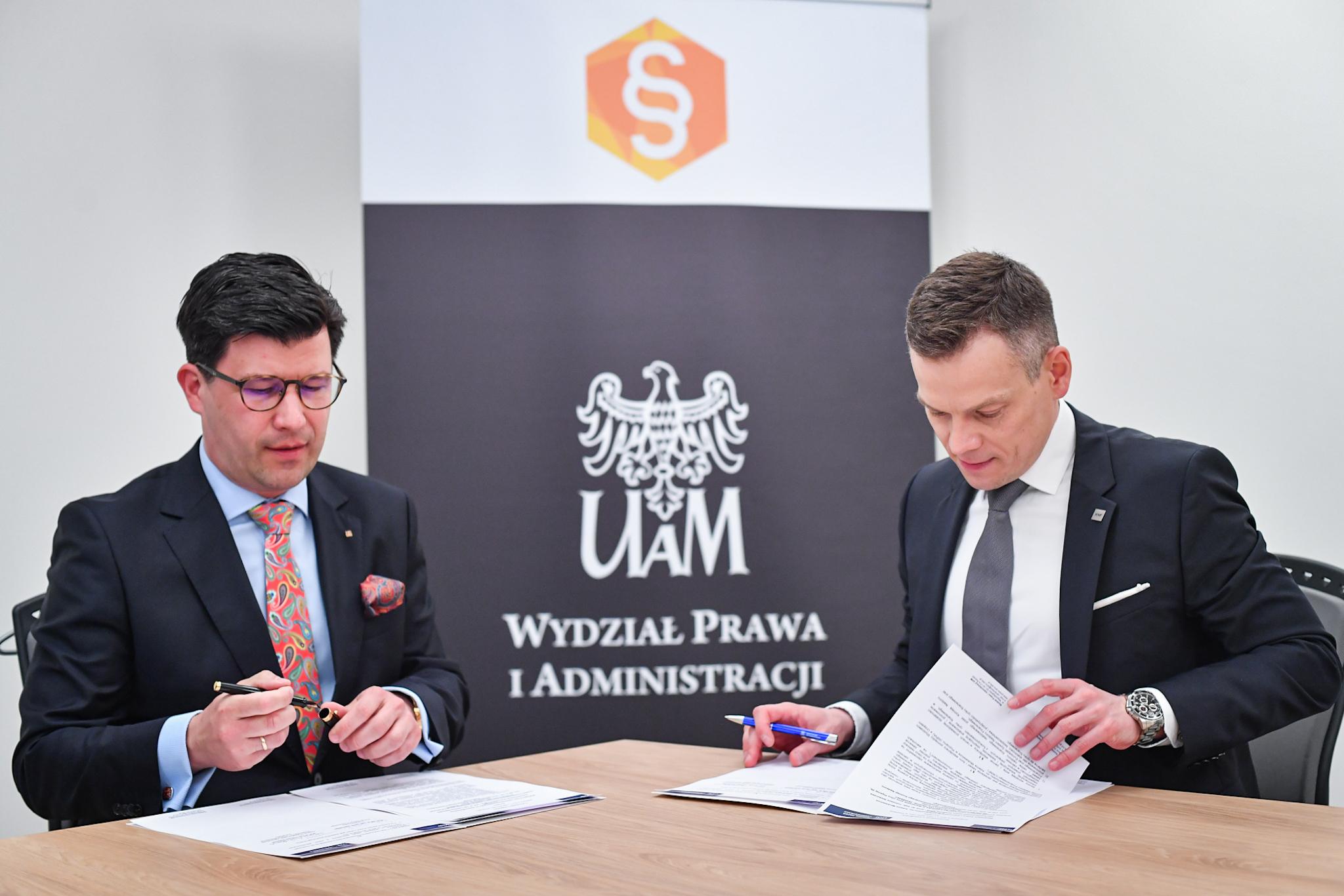 Podpisanie_porozumienia_pomiedzy_UKNF_a_Wydzialem_Prawa_i_Administracji_Uniwersytetu_im_Adama_Mickiewicza _w_Poznaniu