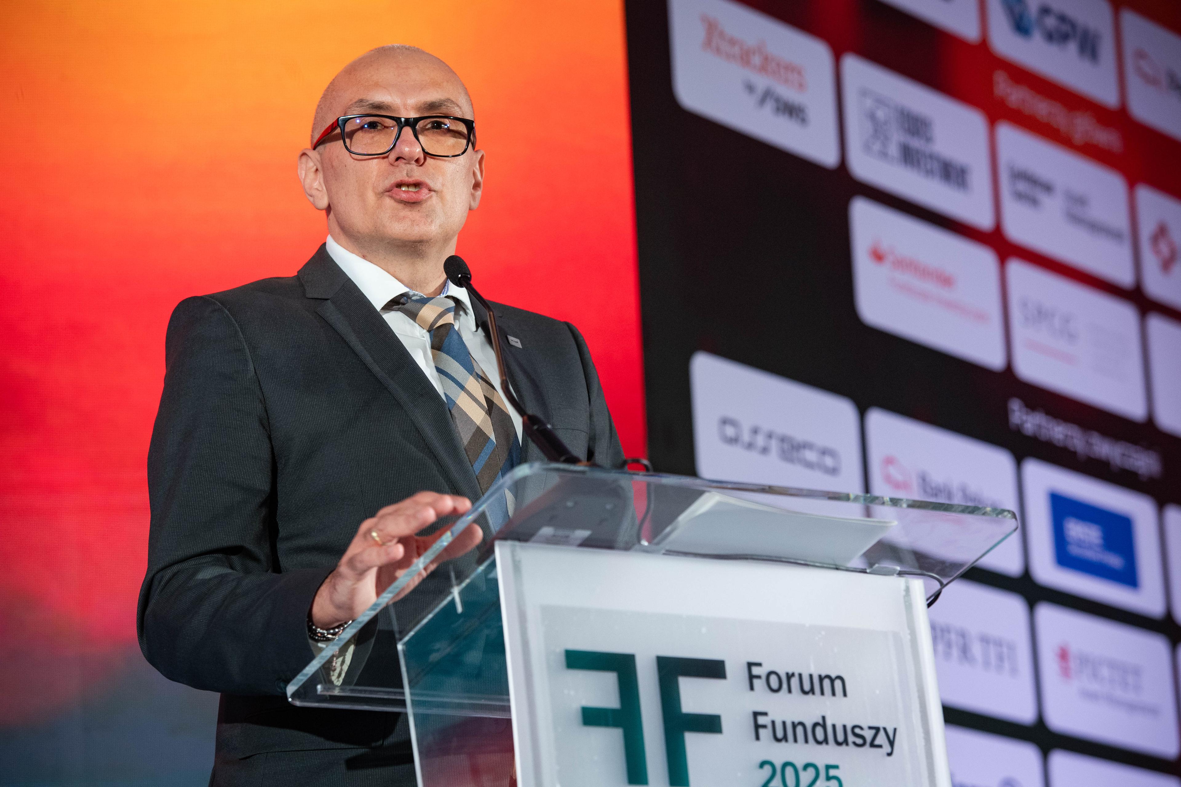 Rafał Niedbała podczas XIX Forum Funduszy