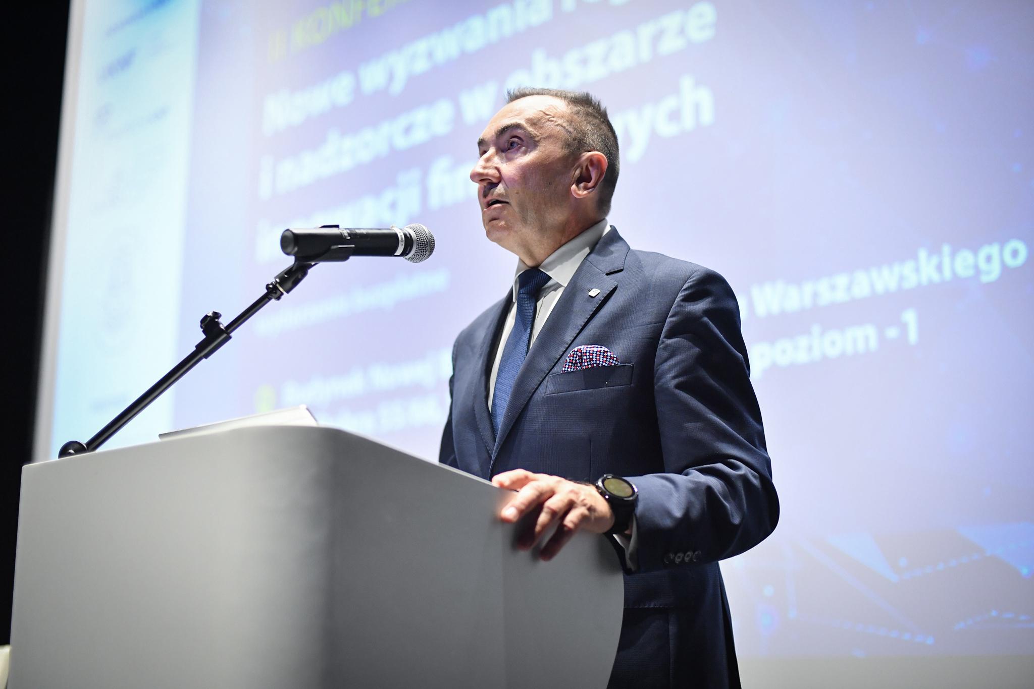 Zbigniew_Wiliński_na_wspolnej_konferencji_UKNF_WPiA-UW_oraz_FinTech_Poland