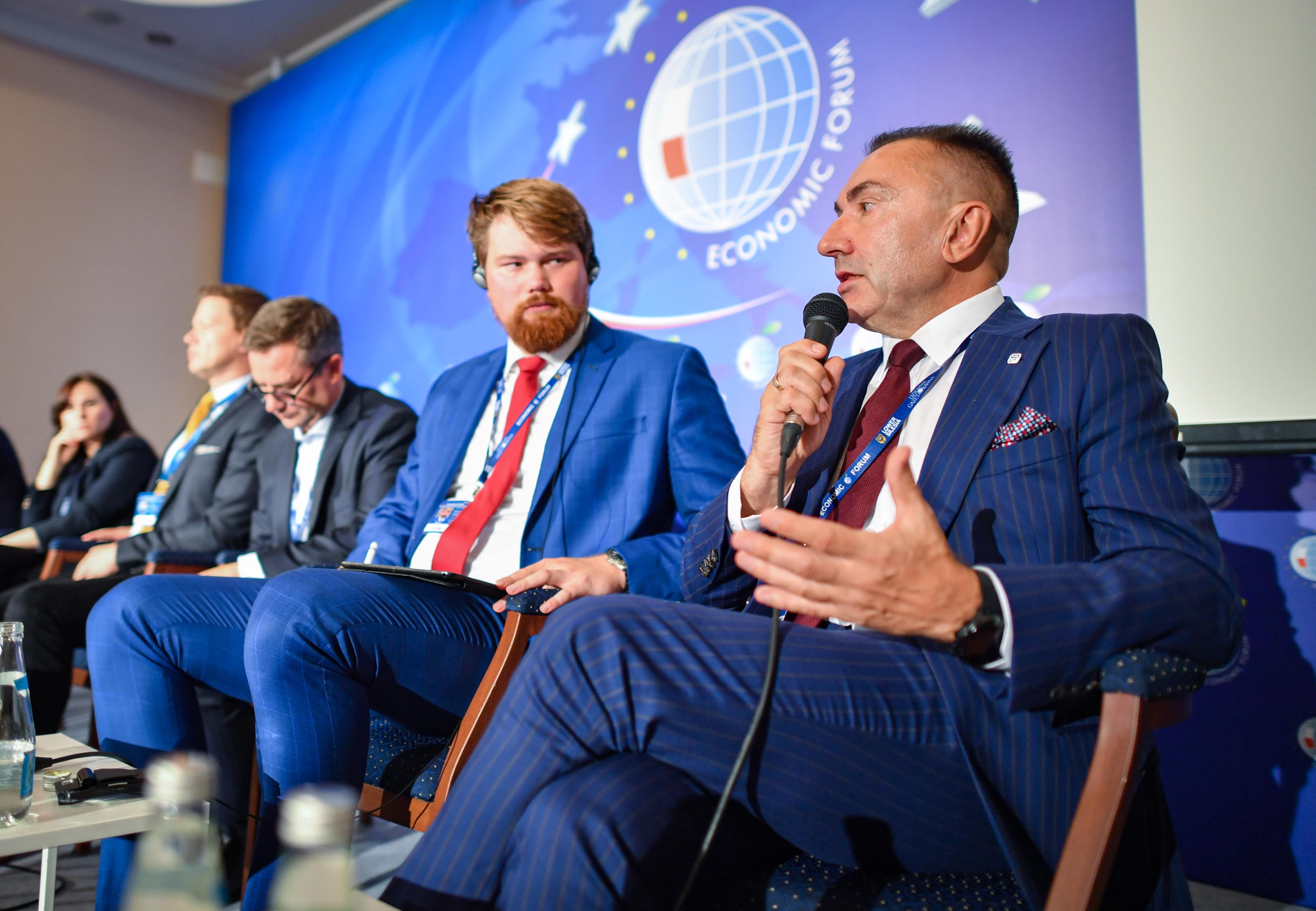 Zbigniew_Wilinski_podczas_Forum_w_Karpaczu_o_social_mediach