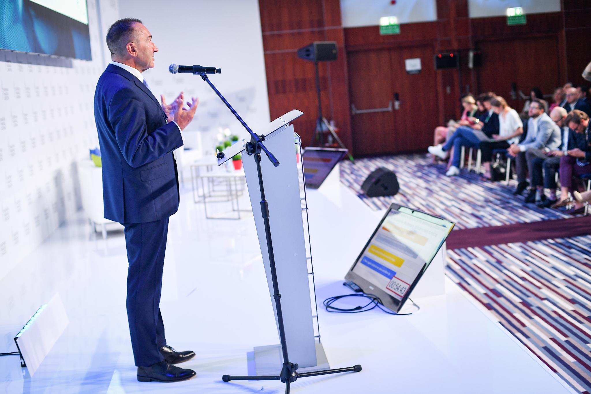 Zbigniew_Wilinski_w_panelu_na_Europejskim_Kongresie_Finansowym